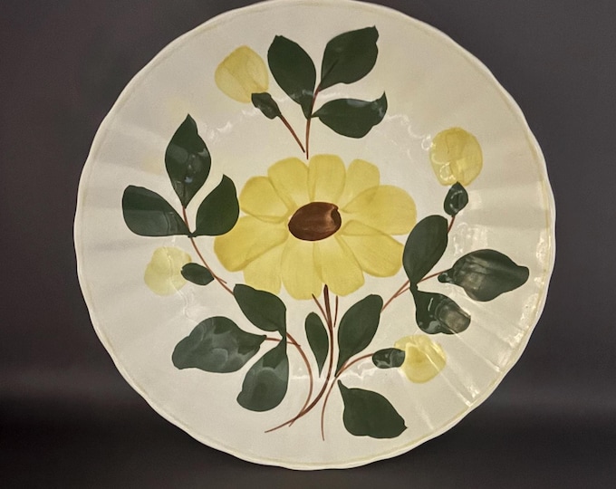 Blue Ridge Southern Potteries Serving Bowl, Ridge Daisy Yellow Flower Design, Lover Antiques and Vintage