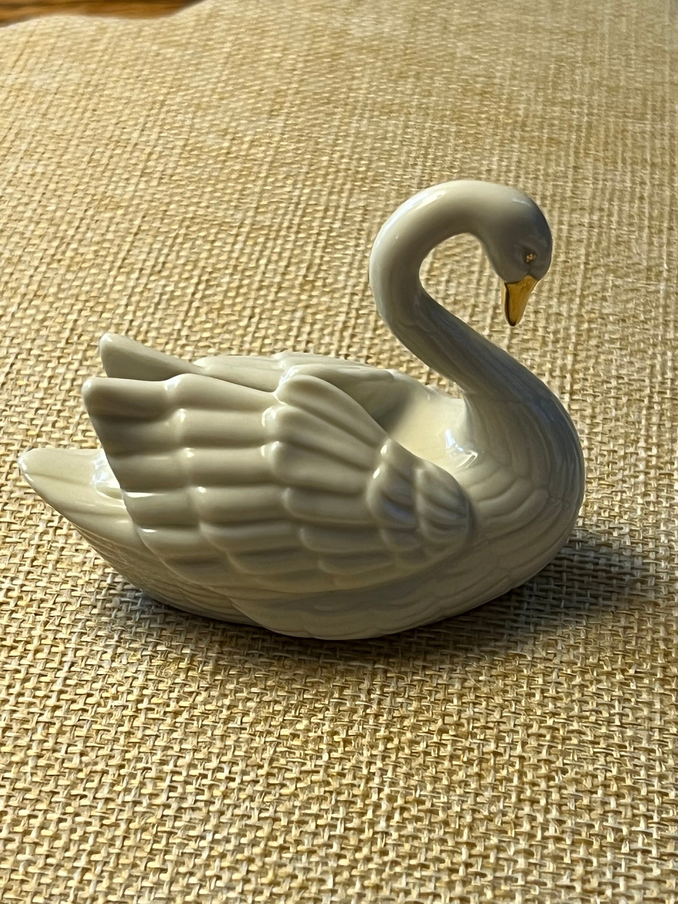 Vintage Lenox Ivory Swan With Gold Trim Cream Bone China Swan