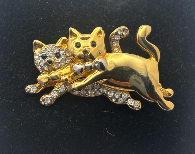 Vintage Cats with Bows Brooch, Gold & Silver Kittens Pin, Lover Antiques and Vintage