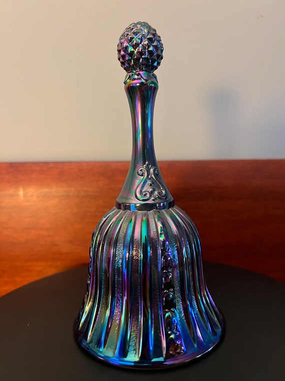 Vintage Fenton Iridescent Carnival Glass Bell: Purple Amethyst