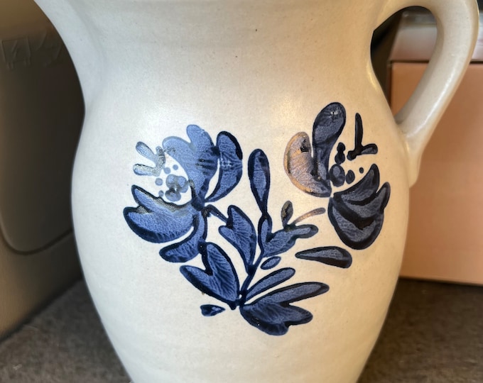 Vintage Pfaltzgraff Pitcher Gift Art Yorktowne Serving Vase Blue Cobalt Ceramic