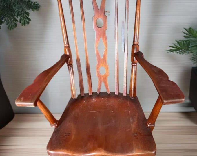 Cushman Colonial Creations Banister High Back Wood Seat Chair No. 6182 Rustic Farm Chair Lover Antiques and Vintage