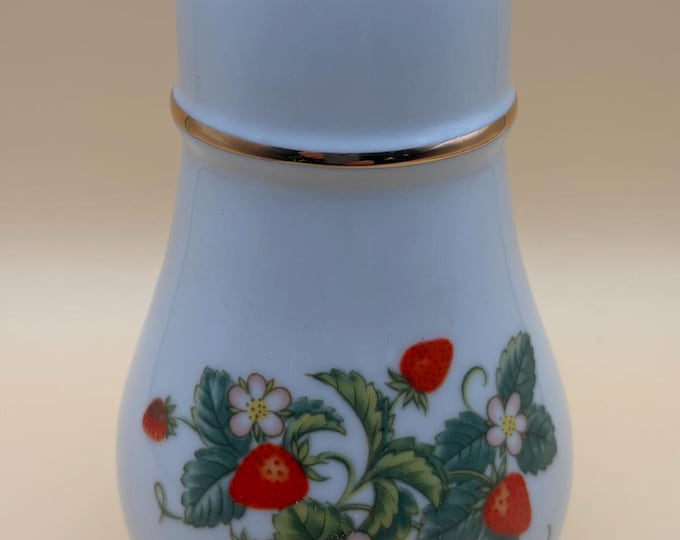 Vintage Porcelain Salt Shaker Avon Gold Gilded Lover Antiques and Vintage