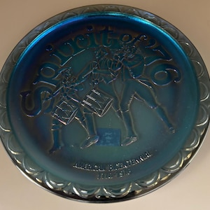 Vintage Fenton Carnival Glass Plate: Spirit of &#39;76 Bicentennial, Iridescent Blue Purple
