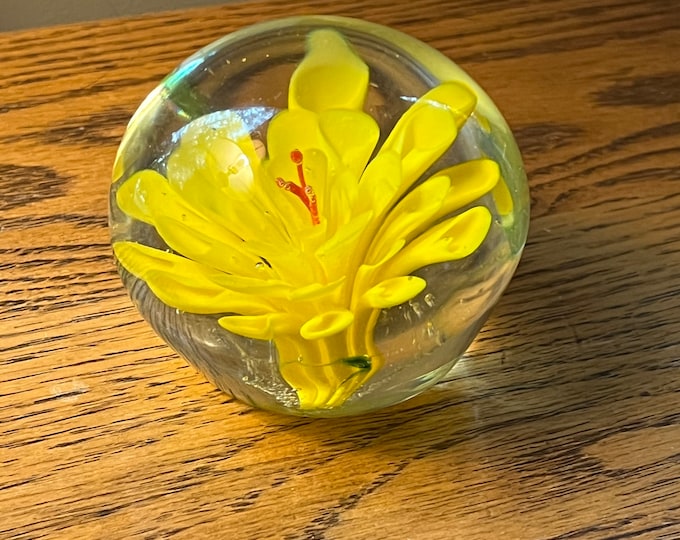 Vintage Yellow Flower Glass Paperweight Lover Antiques and Vintage