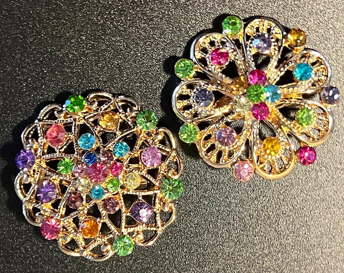 Vintage Colorful Coordinating Pair of Colorful Brooches Pins great gift jewelry Lover Antiques and Vintage