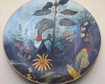 Vintage Collector Plate Gnome de Bloom Summer by Rien Poortvliet #1863 Lover Antiques and Vintage