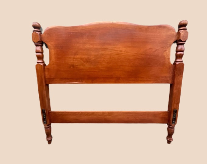 Cushman Colonial Creations Peter Schuyler Single Bed with headboard footboard and side rails