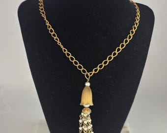 Vintage Gold Toned Hollywood Regency Style Necklace with Tassel Faux Pearl Lover Antiques and Vintage