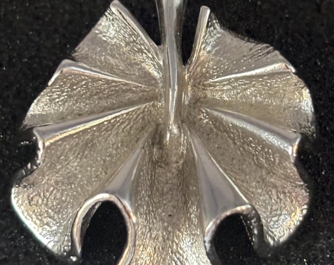 Vintage Sarah Coventry Silver Tone Geranium Leaf Brooch Lover Antiques and Vintage