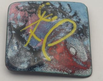 Vintage Abstract Colorful Pin Brooch Lover Antiques and Vintage