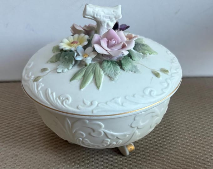 Vintage Lefton Roses and Flowers Hand Painted Porcelain Trinket Box Capodimonte Style Japanese KW3781 Lover Antiques and Vintage