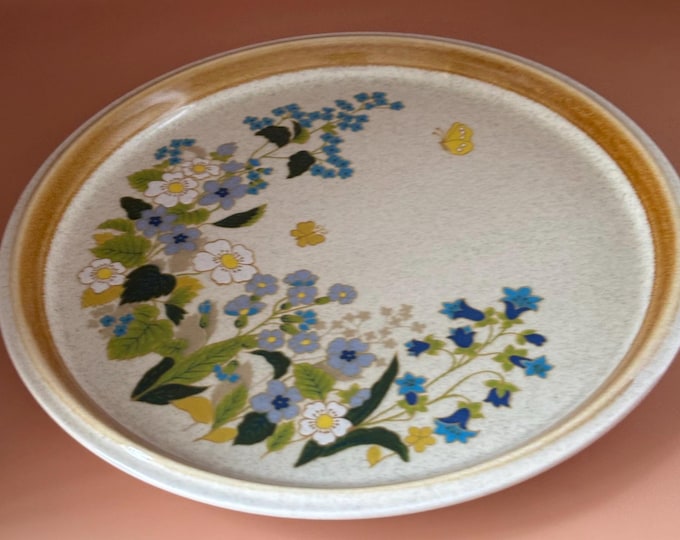 Vintage Mikasa Dinner Plate Stone Manor Stoneware F5827 Sweet Briar Blue & White Flowers Lover Antiques and Vintage