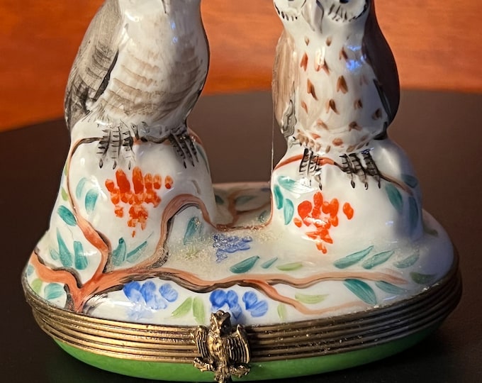 Vintage Limoges Two Owls on a Tree, Owl Box, Chamart Peint Main Limoges France, Owls on Porcelain Box, Owl Trinket Box with Owl Closure