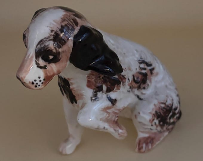 Vintage Springer Spaniel Ceramic Dog Hand Painted Figurine Animal Figure Lover Antiques and Vintage