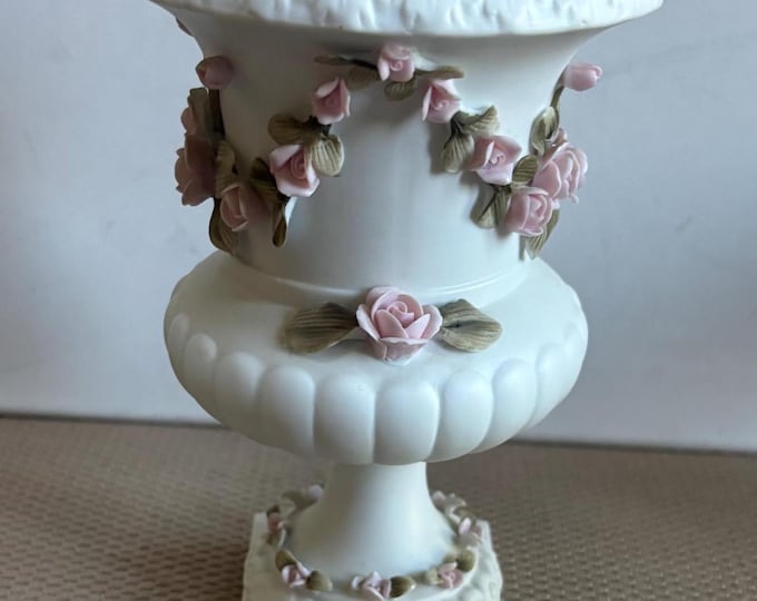 Vintage Lefton Hand Vase Planter Painted Porcelain Vase Figurines Japanese Lover Antiques and Vintage