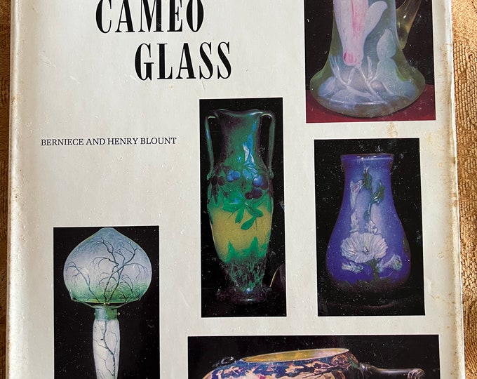 Vintage French Cameo Glass Book, by Berniece and Henry Blount, Cameo Glass Guide, 1968, Glass from France, Lover Antiques and Vintage
