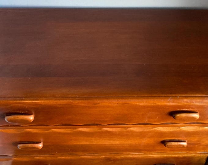 Cushman Colonial Creations Pennsylvania Piecrust Dresser No. 1043 Lover Antiques Vintage