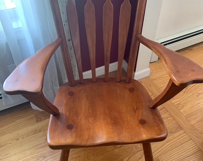 Cushman Colonial Creations Searsburg Round Post Chair No. 5-82 Created in 1935 Original Russet