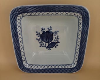Vintage Royal Copenhagen Square Serving Dish Alumni Faience Tranquebar Porcelain Blue Bowl Dish Number 1337 Lover Antiques and Vintage