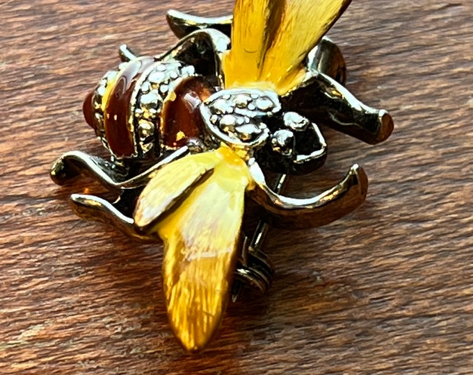 Vintage Bee Enamel Honey Bee Pin Beetle Brooch, Vintage Crystal Elegant Brooch Bumble Bees mid Century Modern Jewelry