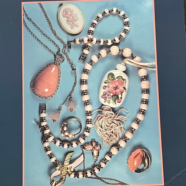 Avon Collectible Fashion Jewelry and Awards with Value Guide Book, Avon Collectibles Book, Lover Antiques and Vintage