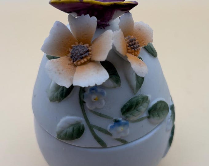 Vintage Butterfly Roses and Flowers Hand Painted Porcelain Trinket Box Capodimonte Style Japanese Lover Antiques and Vintage