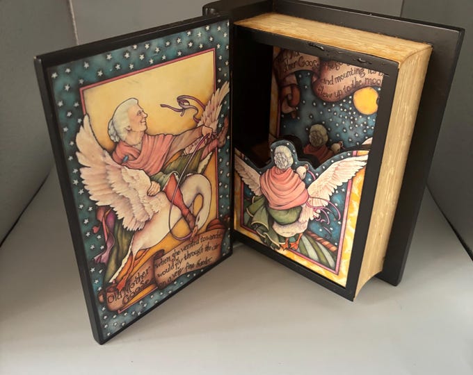 Vintage Enesco Mother Goose Music Box, 3D Pop Up Scene, Twinkle Twinkle Little Star
