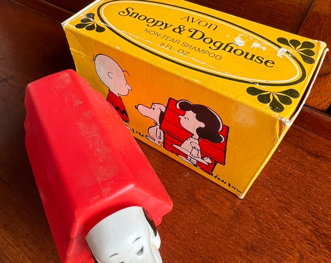 Vintage Avon Snoopy and Doghouse Non Tear Shampoo with Box 8 ounces Lover Antiques and Vintage