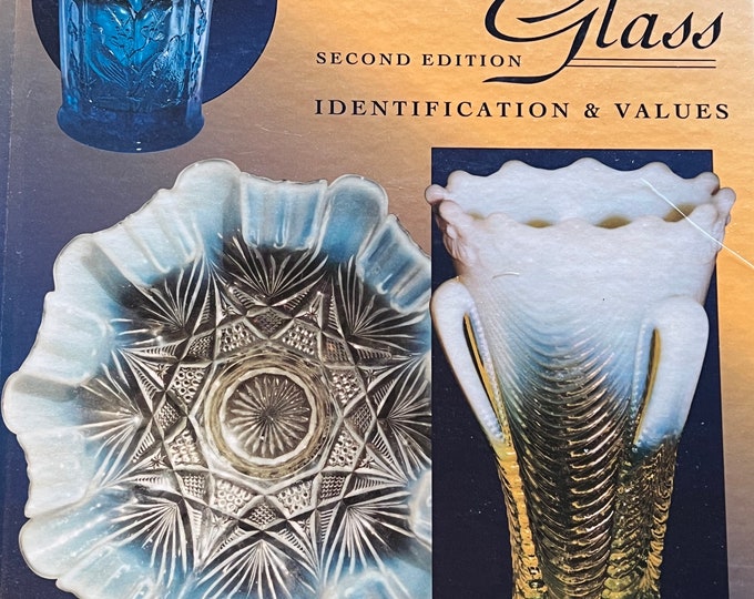 Standard Encyclopedia of Opalescent Glass Book Second Edition Identification & Values Guide by Bill Edwards Lover Antiques and Vintage