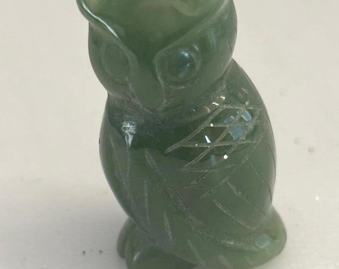 Vintage Carved Jade Great Horned Owl Jadeite Nephrite Owl Figurine Lover Antiques and Vintage