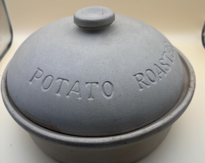 Vintage Sassafras Superstone Potato Roaster Pot with Lid Lover Antiques and Vintage