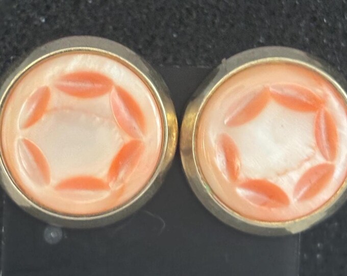 Vintage Peachy Agate Gemstone Earrings Clip On Floral Starburst Lover Antiques and Vintage