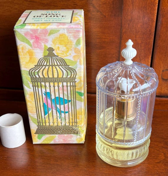 Vintage Avon Song of Love Sweet Honesty Full Bottle 2 Ounces