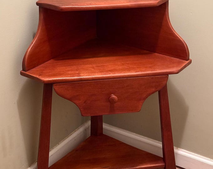 Cushman Colonial Creations Woodstock Corner Pocket No. 1108 Cushman Queen Lover Antiques and Vintage