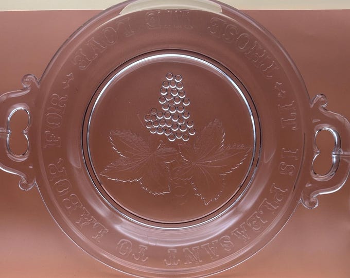 McKee Victorian Bread Platter Tray, Lover Antiques and Vintage