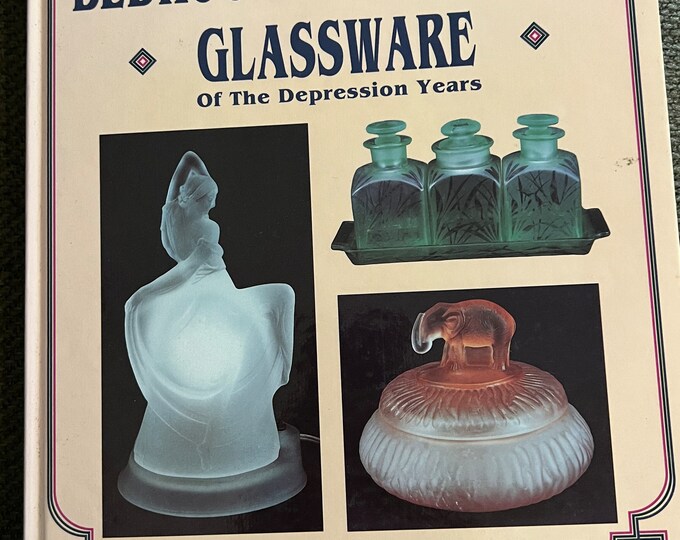 Bedroom & Bathroom Glassware of the Depression Years Fenton Cambridge Akro Agate Powder Jars Book Guide Lover Antiques and Vintage