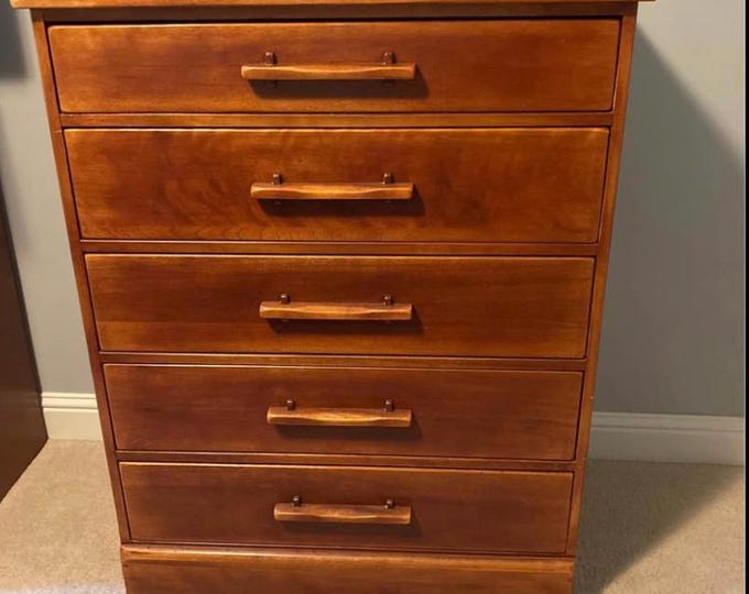 Cushman Colonial Creations Peter Schuyler 5 Drawer Chest No. 4–168, Cushman Dresser, Peter Schuyler Dresser, Lover Antiques and Vintage