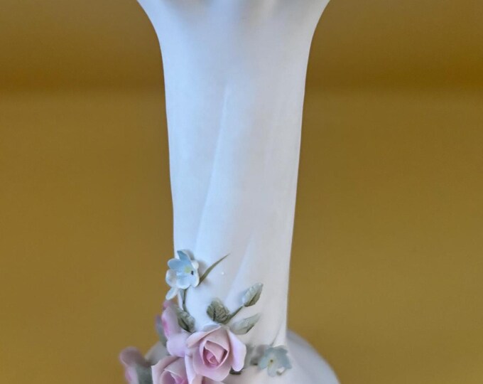 Vintage Lefton Hand Painted Porcelain Vase Roses Capodimonte Style Figurines Japanese Lover Antiques and Vintage