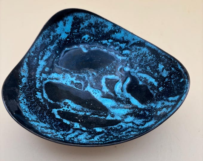 Vintage Meka Denmark Sterling Silver & Blue Enamel Bowl Biomorphis Shape Curvy Modern Lover Antiques and Vintage