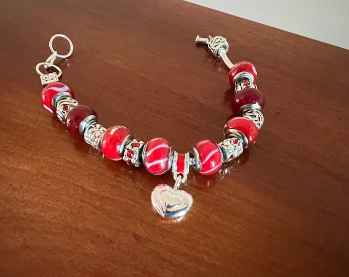 Charm bracelet Willabee and Ward jewelry hearts red love Valentine’s Day Gift