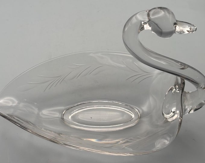 Vintage Swan Candy Dish Large Glass Trinket Bowl Lover Antiques and Vintage