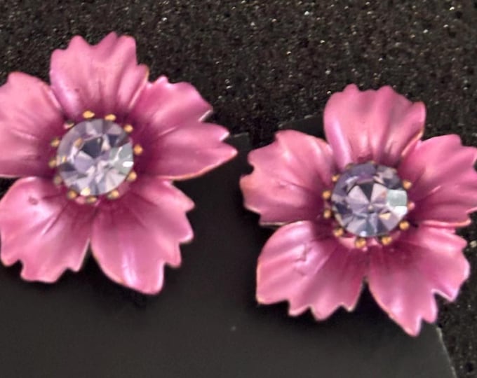 Vintage Pink Flower Starburst Earrings Lover Antiques and Vintage