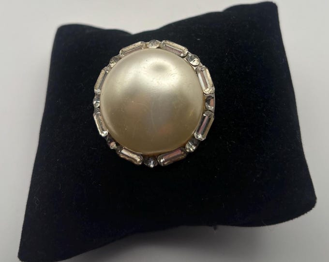 Vintage Coro Empress Silver Pearl Brooch Pin