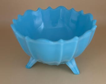 Vintage Westmoreland Blue Three Footed Bowl Lover Antiques and Vintage
