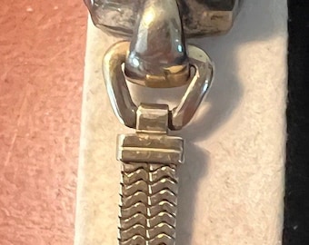 Vintage Gruen Curvex Womens Precision Watch 10K Gold Filled Jewelry Lover Antiques And Vintage