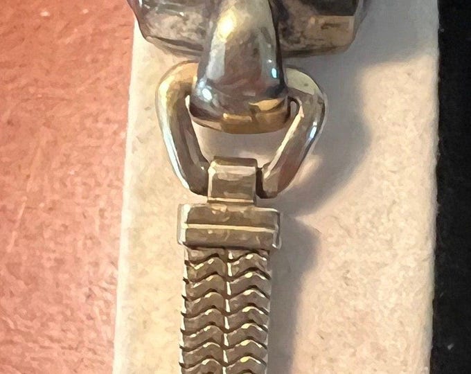 Vintage Gruen Curvex Womens Precision Watch 10K Gold Filled Jewelry Lover Antiques And Vintage