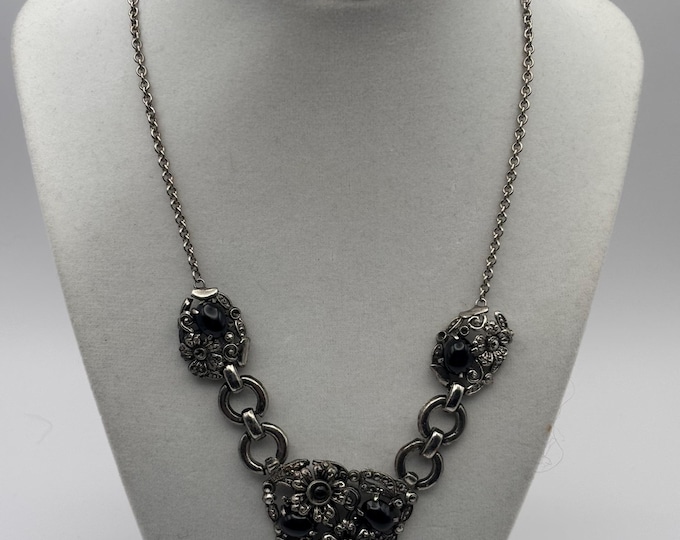 Vintage Silver Bib Style Black Cabochon Necklace, Lover Antiques and Vintage