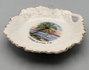Vintage Souvenir Plate Miami Florida Made by Chikaramachi Hand Painted Made in Japan Lover Antiques and Vintage
