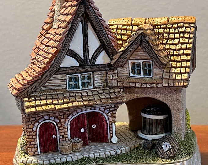 Vintage Firkin Cottage by David Winter Cottages handmade hand painted by John Hine, LTD Great Britain 2001